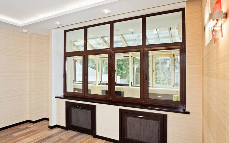 Дизайн деревянных окон: стиль, порода, оттенки, фурнитура