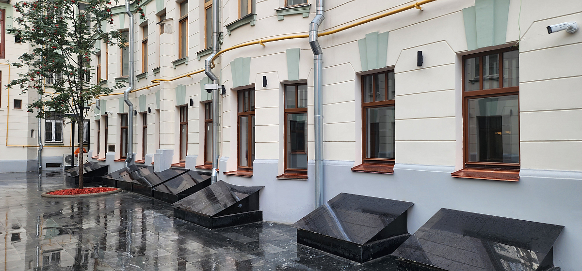 Московский театр Олега Табакова