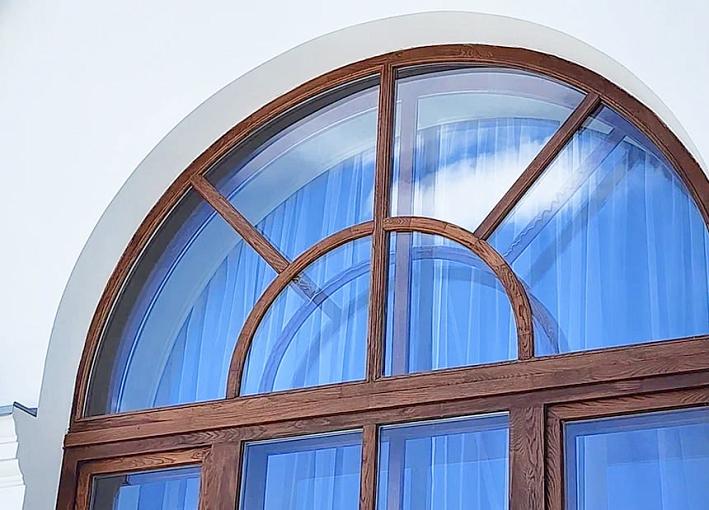 Окна из дуба: дорогой элит-вариант или практичное решение?